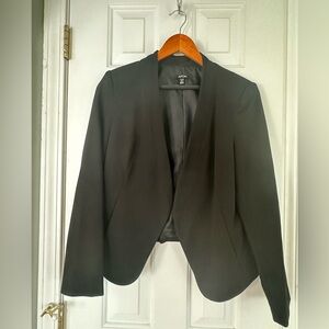 Apt 9 cropped black blazer